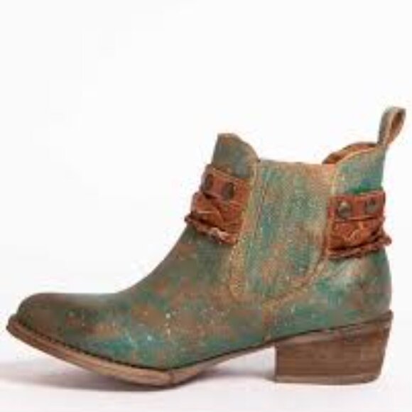 Circle G Shoes - Circle G Women's Harness and Studded Booties - Round Toe Size 9
